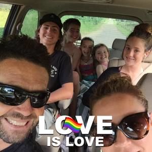 Meet your Posher, Nikki